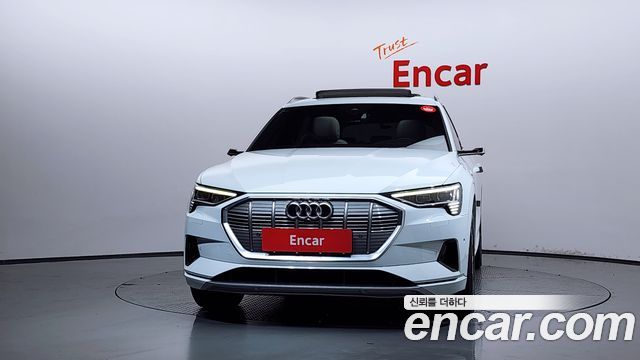 Audi e-tron 55 Quattro - фото 2