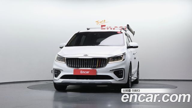 Kia Carnival Новый Gasoline 9-Seater Noblesse Special - фото 2