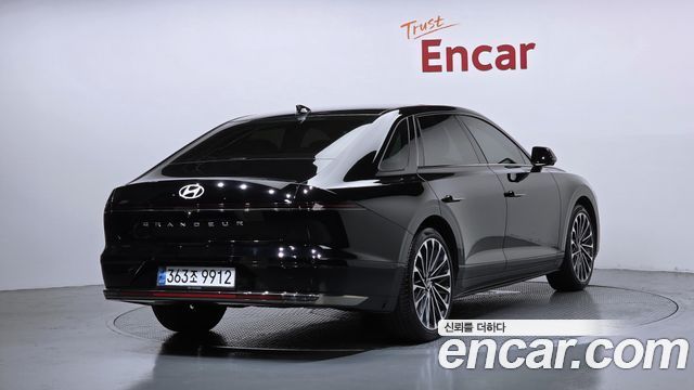 Hyundai Grandeur GN7, гибрид Calligraphy - фото 1