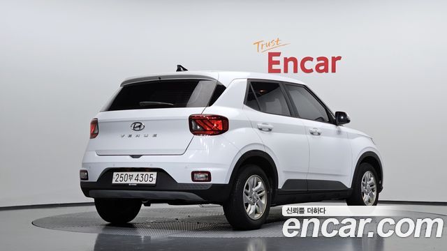 Hyundai Venue 1.6 Modern Plus - фото 1