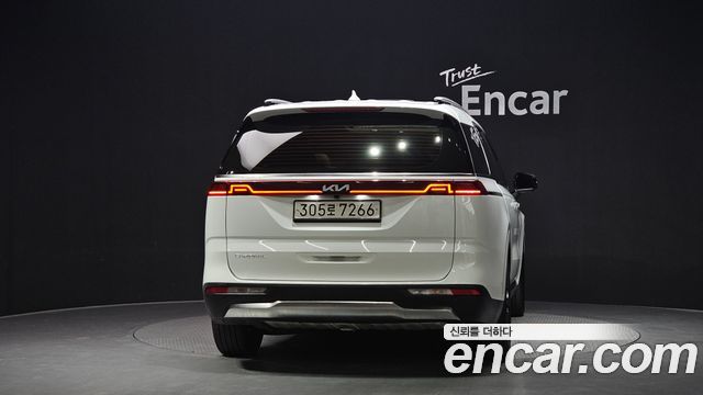 Kia Carnival 4-го поколения 9-Seater Signature - фото 3
