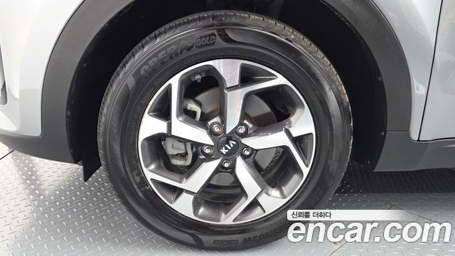 Kia Sportage Diesel 1.6 2WD Luxury - фото 4