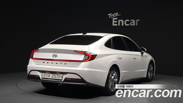 Hyundai Sonata DN8 2.0 Premium Family - фото 1