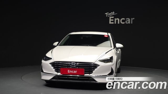 Hyundai Sonata DN8 2.0 Premium Family - фото 2