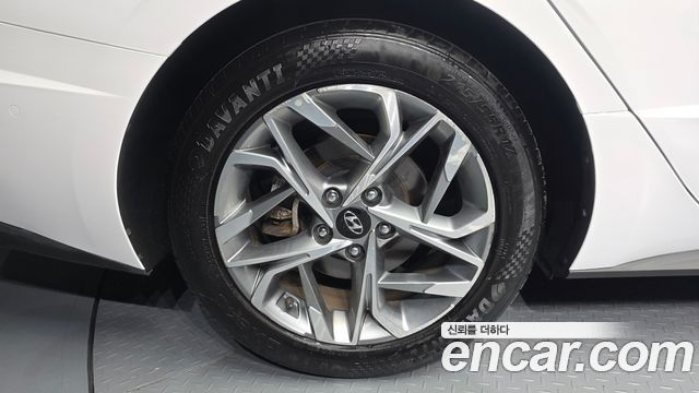 Hyundai Sonata DN8 2.0 Premium Family - фото 4