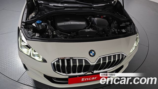 BMW 2-Series U06 220i Luxury - фото 4