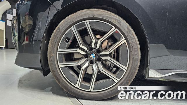 BMW 7-Series G70 740d xDrive M Sport - фото 4