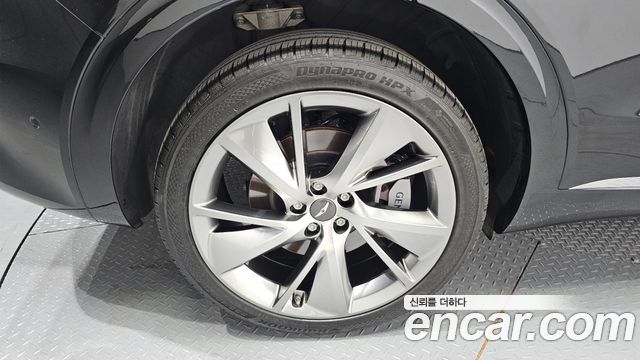 Genesis GV70 2.5T Gasoline AWD - фото 4