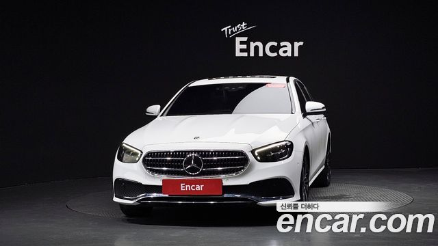 Mercedes-Benz E-Class W213 E250 Avantgarde - фото 1