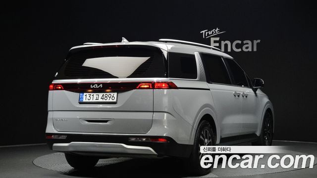 Kia Carnival 4-го поколения 9-Seater Prestige - фото 1