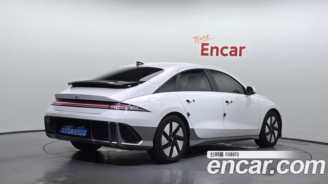 Hyundai Ioniq6 Long Range Exclusive - фото 1