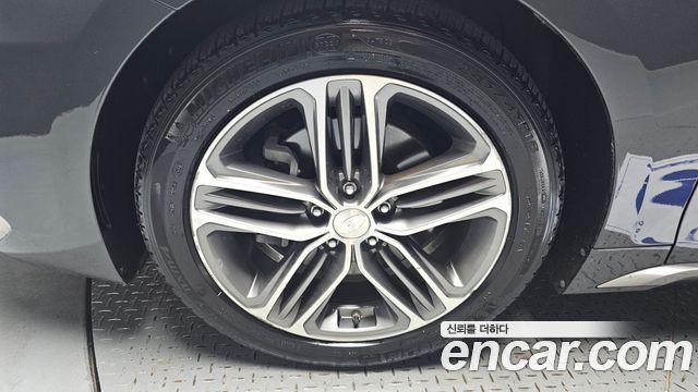 Hyundai Grandeur IG 3.0 Exclusive - фото 3