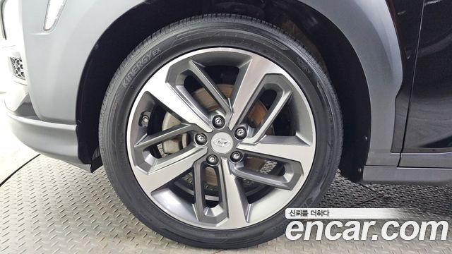 Hyundai Kona 1.6 Turbo 2WD Premium - фото 4