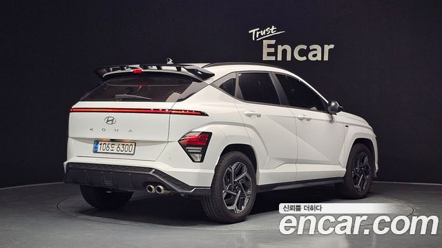 Hyundai Kona SX2, гибрид Premium - фото 1