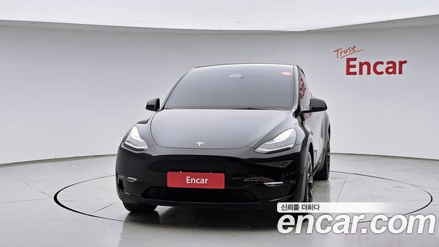 Tesla Model Y Long Range AWD - фото 2
