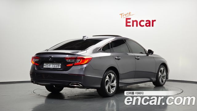 Honda Accord 10-го поколения 1.5 Turbo - фото 1