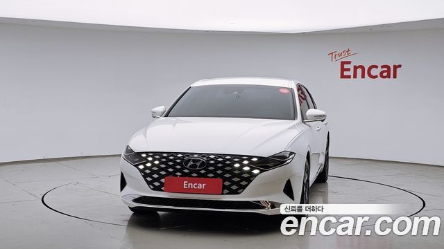 Hyundai Grandeur Новый IG, гибрид Exclusive - фото 2