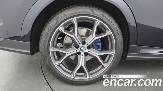 BMW X6 G06 xDrive40i M Sport - фото 4