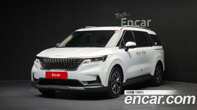 Kia Carnival 4-го поколения 9-Seater Signature - фото 0