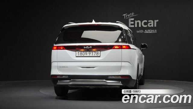Kia Carnival 4-го поколения 9-Seater Signature - фото 3