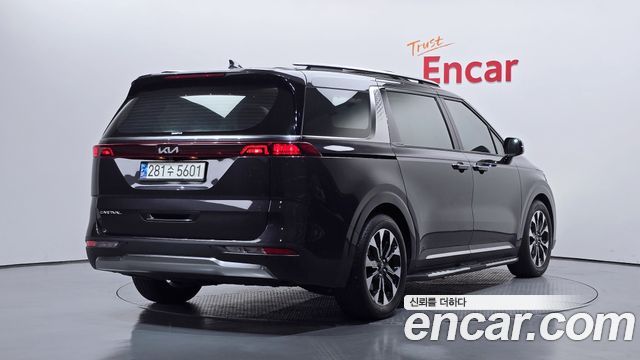 Kia Carnival 4-го поколения 7-Seater Signature - фото 1