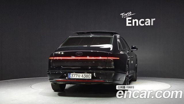 Hyundai Grandeur GN7, гибрид Calligraphy - фото 3