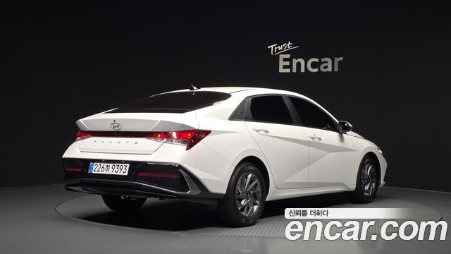 Hyundai Avante Новый CN7 1.6 Modern - фото 1