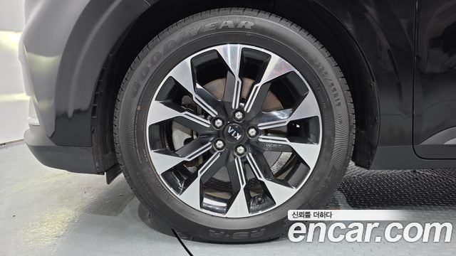 Kia Carnival 4-го поколения 9-Seater Prestige - фото 3