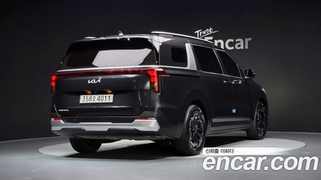 Kia Carnival Новый 4-го поколения 9-Seater Prestige - фото 1