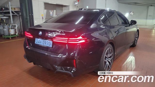 BMW i5 G60 eDrive 40 M Sport - фото 2