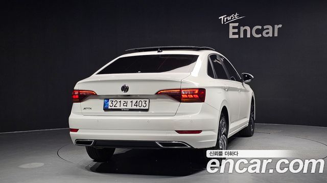 Volkswagen Jetta 7-го поколения 1.4 TSI Prestige - фото 3