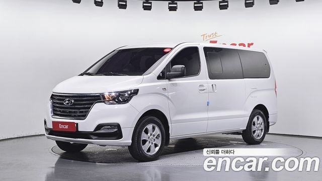 Hyundai Starex Новый 4WD Wagon 12-Seater Modern - фото 0