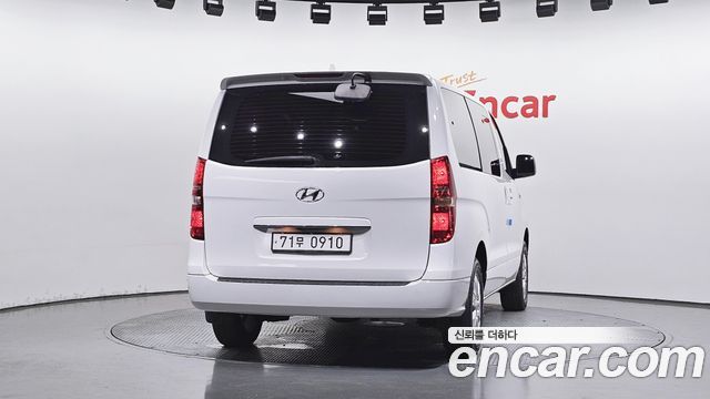 Hyundai Starex Новый 4WD Wagon 12-Seater Modern - фото 3