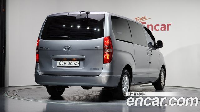 Hyundai Starex Новый Van 3-Seater Smart - фото 1