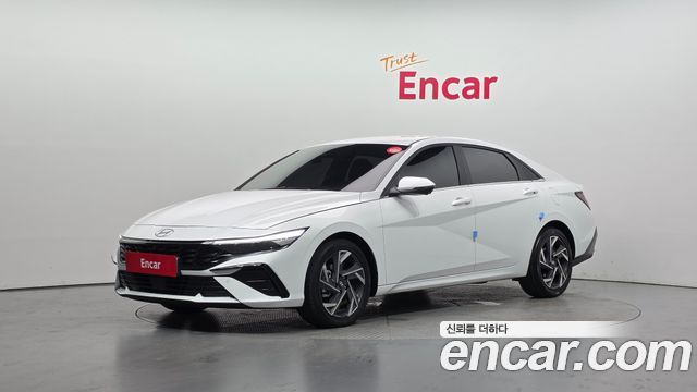 Hyundai Avante Новый CN7, гибрид Inspiration - фото 0