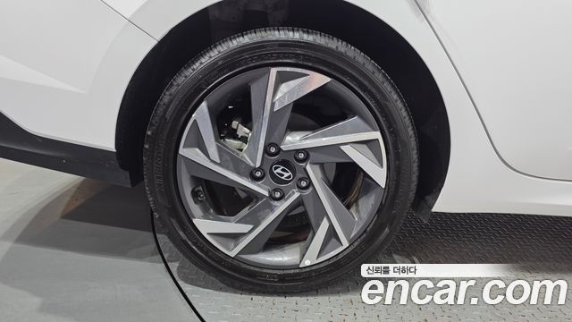 Hyundai Avante Новый CN7, гибрид Inspiration - фото 4