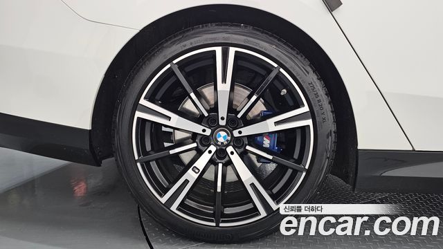 BMW 5-Series G60 530i xDrive M Sport - фото 4