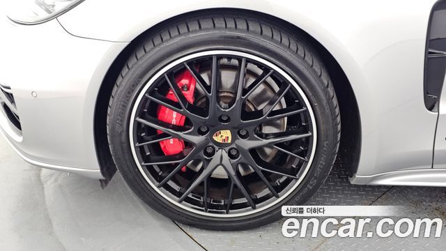 Porsche Panamera 4.0 GTS - фото 4