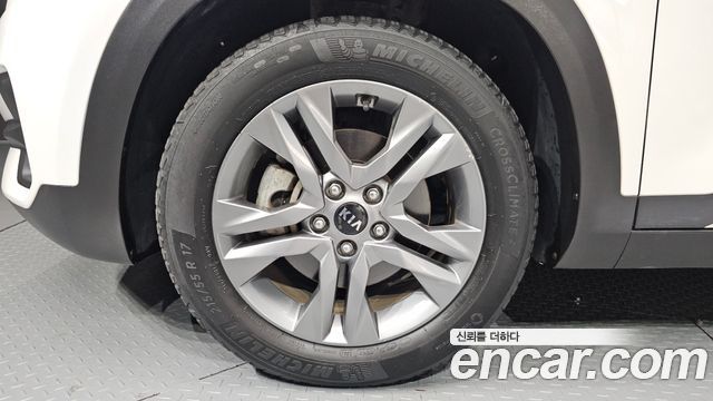 Kia Seltos Gasoline 1.6 Turbo 2WD Prestige - фото 4