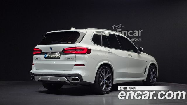 BMW X5 G05 xDrive 45e M Sport - фото 1
