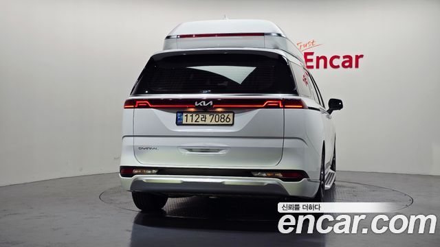 Kia Carnival 4-го поколения Gasoline 9-Seater Hi-Limousine Signature - фото 3
