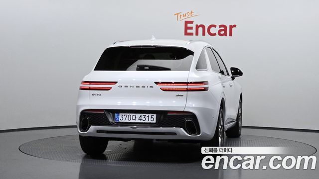 Genesis GV70 2.5T Gasoline AWD - фото 3