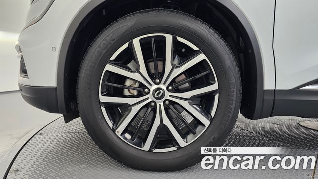 Renault Samsung QM6 Новый 2.0 LPe RE Signature 2WD - фото 4