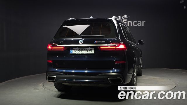 BMW X7 G07 M50i 6STR - фото 2