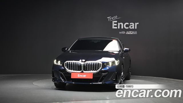 BMW 5-Series G60 530i xDrive M Sport - фото 2