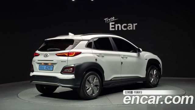 Hyundai Kona Modren - фото 1