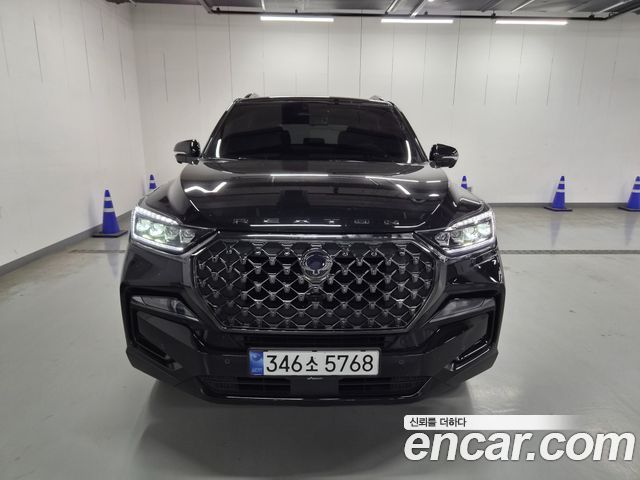 SsangYong Rexton Disel 2.2 4WD The Black - фото 0