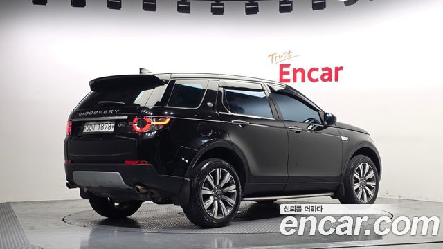 Land Rover Discovery Sport Sports 2.0 TD4 HSE Luxury - фото 1
