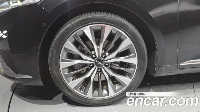 Kia K8 2.5 Gasoline 2WD Noblesse - фото 4