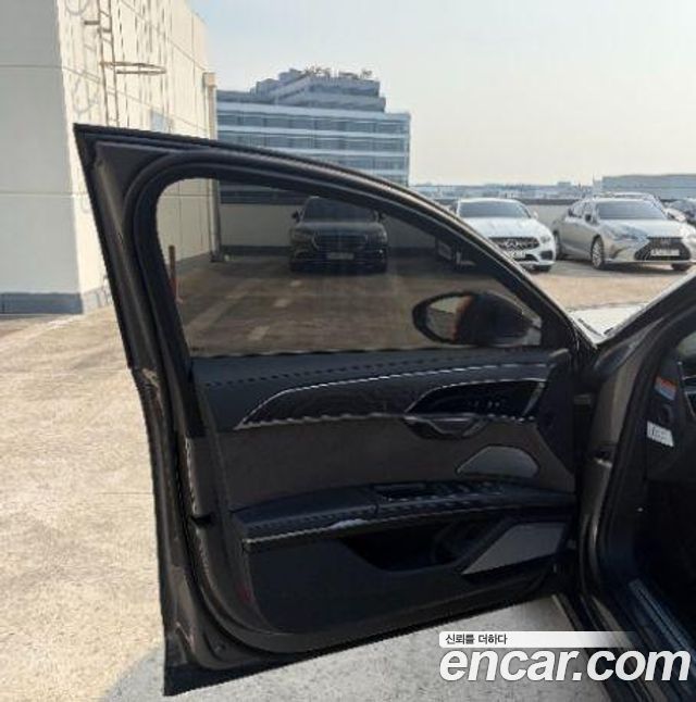 Audi A8 D5 60 TFSI Quattro LWB - фото 4